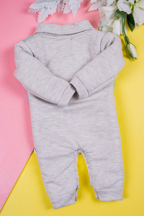 بربتوز أطفال لون رمادي و تفاحي ياقة مطوية بأزرار من الأمام و الأسفل و بأكمام طويلة