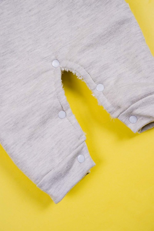 بربتوز أطفال لون رمادي و تفاحي ياقة مطوية بأزرار من الأمام و الأسفل و بأكمام طويلة