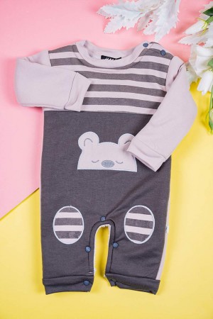 بربتوز أطفال شتوي مبطن لون رمادي غامق و اوف وايت مزين برسومات من الأمام ياقة دائرية بأزرار من الكتف و الأسفل و بأكمام طويلة