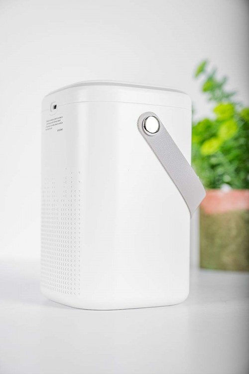 فواحة ملطف هواء لون أبيض يعمل عبر منفذ USB