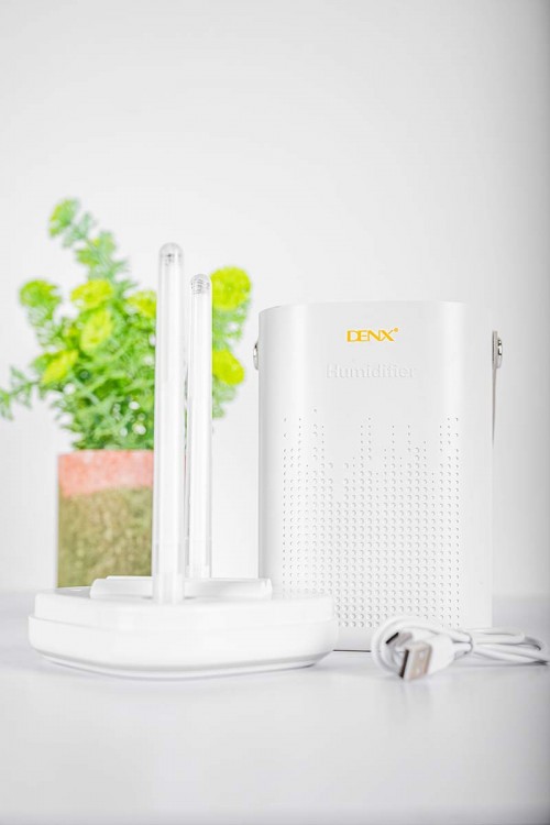 فواحة ملطف هواء لون أبيض يعمل عبر منفذ USB