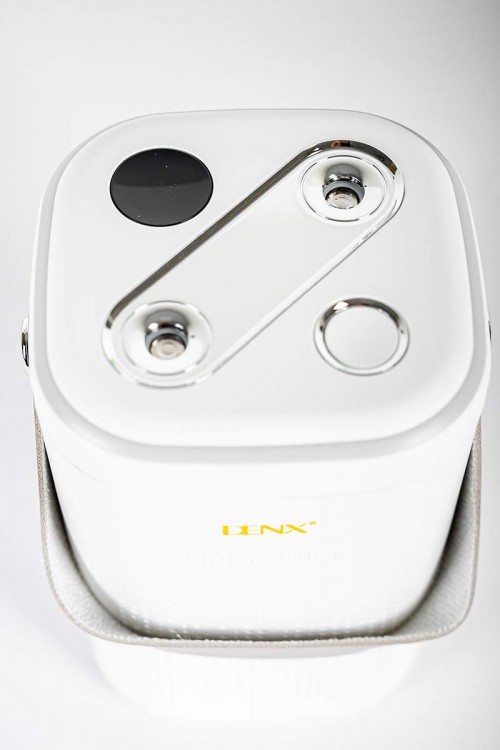 فواحة ملطف هواء لون أبيض يعمل عبر منفذ USB