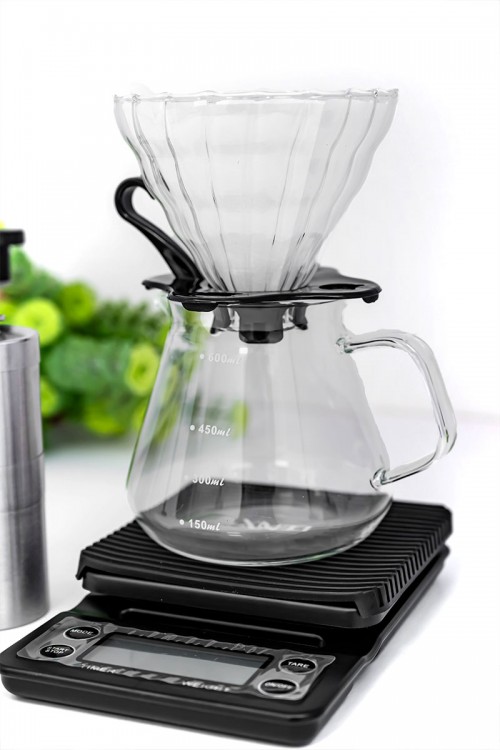 شنطة قهوة لون أسود لتحضير قهوة مقطرة v60 من 15 قطعة متكاملة