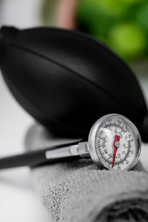 شنطة قهوة لون أسود لتحضير قهوة مقطرة v60 من 15 قطعة متكاملة