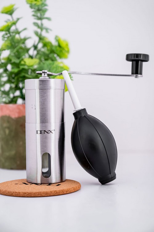 شنطة قهوة لون أسود لتحضير قهوة مقطرة v60 من 15 قطعة متكاملة