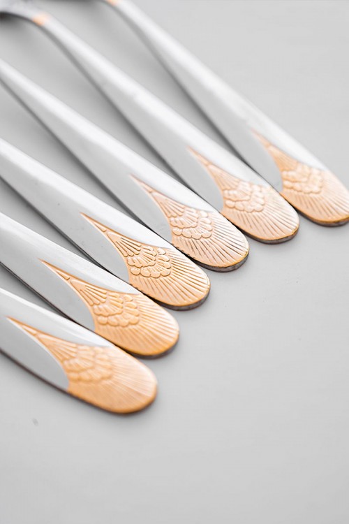 شوك أكل بأطراف ذهبية مزخرفة 12 حبة