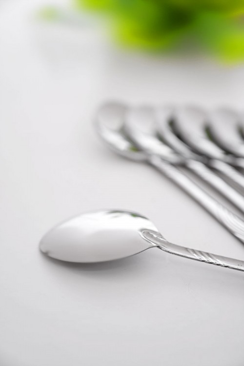 ملاعق معدنية بتصميم حلزوني من المقبض 12 حبة