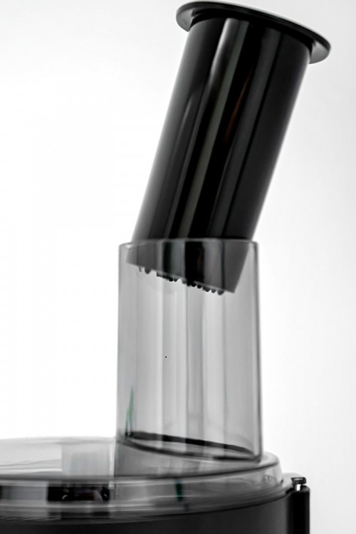 قطاعة خضار كهربائية من Denx لون أسود متعددة الوظائف بشفرات من الفولاذ المقاوم للصدأ بقوة 200 واط