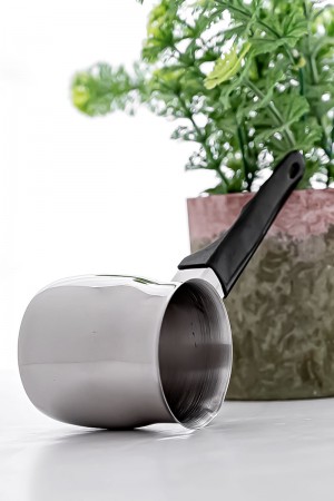 إبريق قهوة ستيل صغير لون فضي و أسود 