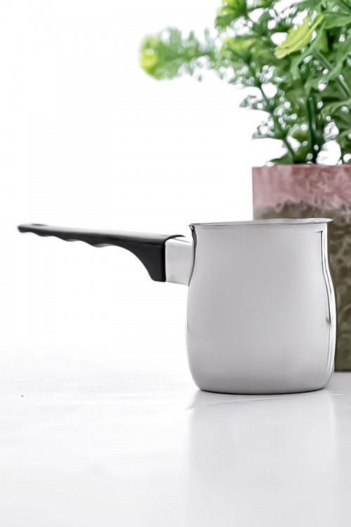 إبريق قهوة ستيل صغير لون فضي و أسود