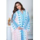 جلابية نسائية لون أبيض مزخرفة باللون السماوي و الوردي  ياقة عالية بقصة سبعة و بأكمام طويلة