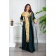 جلابية نسائية تراثية لون زيتي بتطريز تراثي ذهبي من الأمام و الأكمام برباط في الجانبين مع قماش شيفون من الخارج