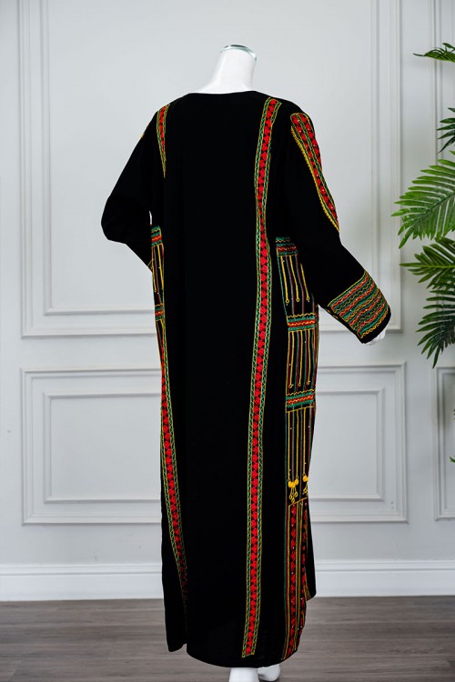 جلابية نسائي عسيري لون أسود بتطريز تراثي ملون ياقة دائرية و أكمام طويلة