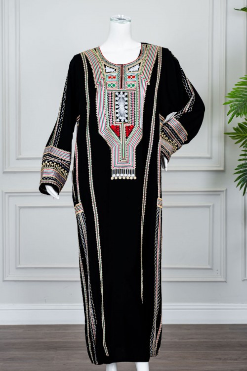 جلابية نسائي عسيري لون أسود بتطريز تراثي ملون ياقة دائرية و أكمام طويلة