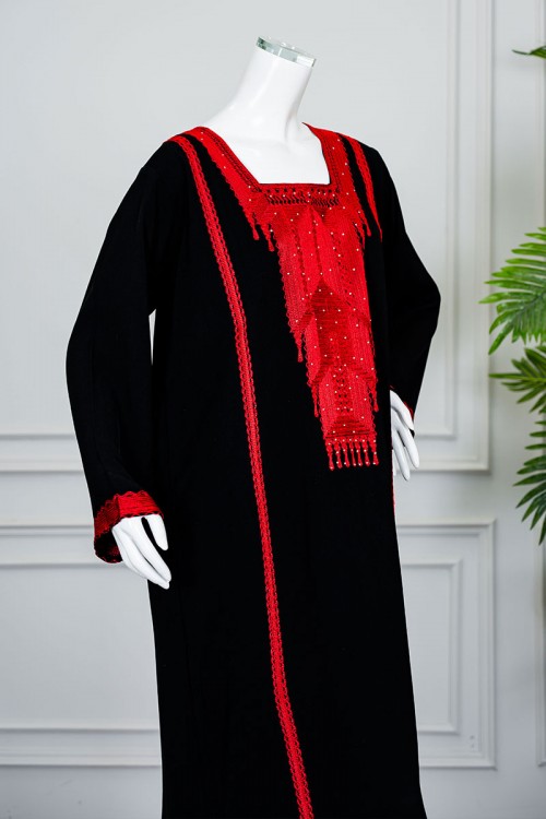 جلابية نسائي شمالي لون أسود بتطريز تراثي أحمر ياقة مربعة و أكمام طويلة