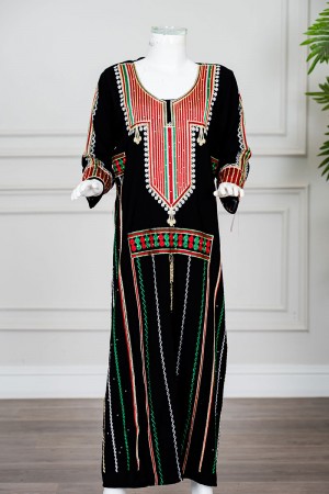 جلابية بناتي عسيري لون أسود بتطريز تراثي ملون ياقة دائرية و أكمام طويلة