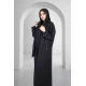 عباية سوداء انيقة قماش خطوط طولية سحاب امامي كامل بجيوب مزينة بأزرارأمامية وعلى الأكمام