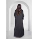 عباية سوداء أنيقة أزرار قفل أمامية بكسرات على الاكمام والامام مزينة بأزرار مع طرحة سادة