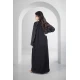 عباية سوداء سادة بأكمام أنيقة مشجرة أزرار قفل أمامية مع طرحة سادة
