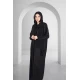عباية سوداء أنيقة قماش صالونا كوري أزرار قفل أمامية بقماش خطوط طولية مثني من الصدر والأكمام مع طرحة سادة