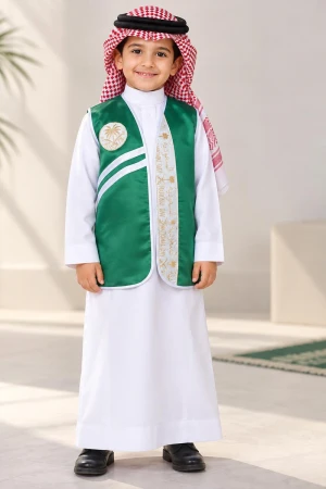 سديري ولادي لليوم الوطني باللونين الأخضر و الأبيض و بتطريز ذهبي من الأمام سيفين و نخلة