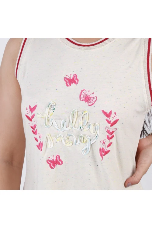 قميص قصير دون أكمام وفتحات جانبية