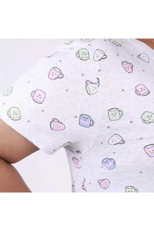 بيجاما بنطلون مع تيشيرت بأكمام قصيرة