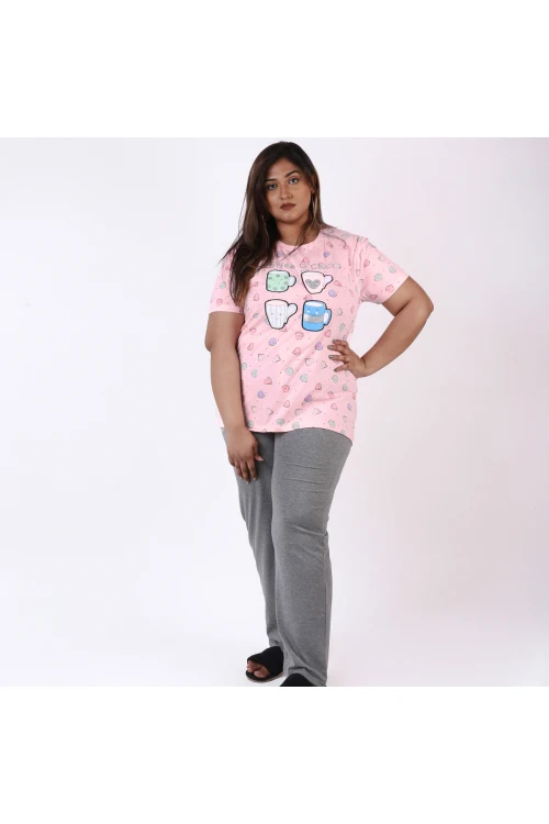 بيجاما بنطلون مع تيشيرت بأكمام قصيرة