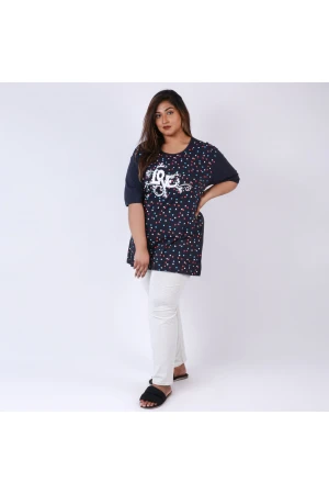 بنطلون بيجاما ساده مع تيشيرت بطبعات قلب 