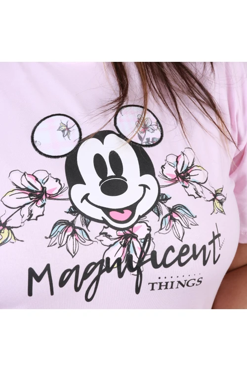 بيجاما نسائي مزينة بطبعات