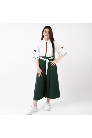 أفرول ميدي بطبعات منقطة وأكمام بقصة واسعة 