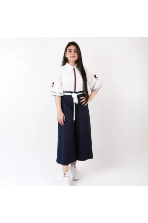 أفرول ميدي بطبعات منقطة وأكمام بقصة واسعة 