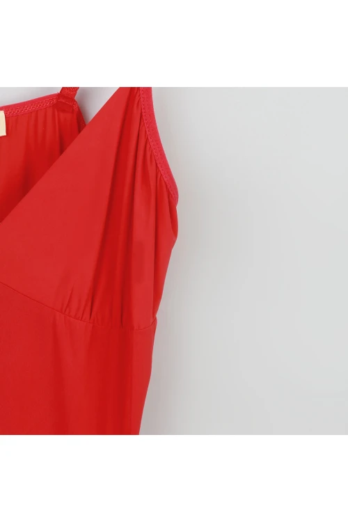 قميص قصير بفتحة جانبية مزين بفيونكة