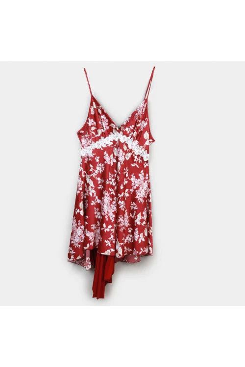 قميص ساتان بطبعات زهور وتفاصيل كسر