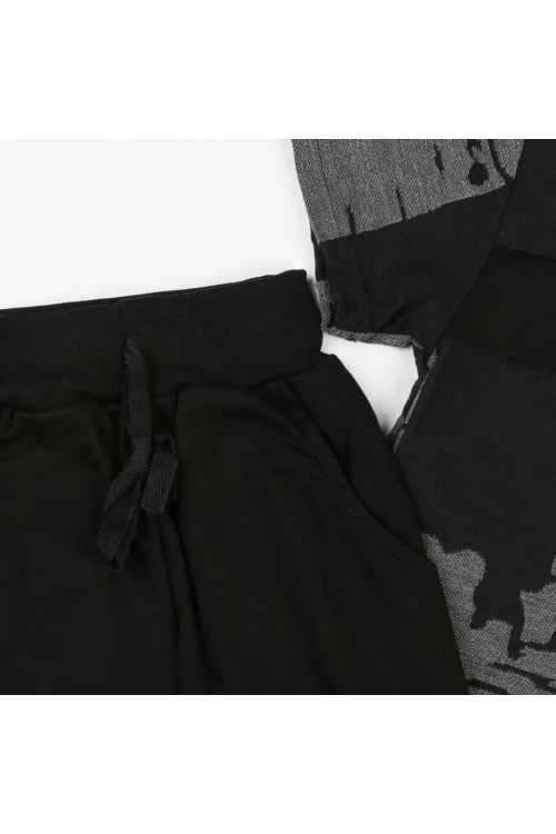 طقم بنطلون رياضي ساده مع تيشيرت بياقة ضيقة