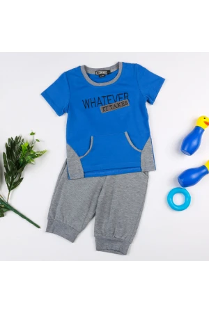 طقم بنطلون رياضي مع تيشيرت بطبعات كتابة 