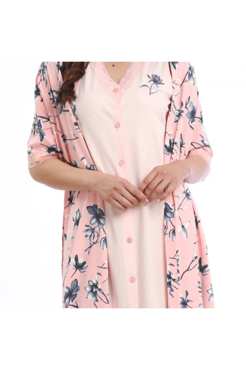 قميص قصير بأزرار مع روب بطبعات شجر