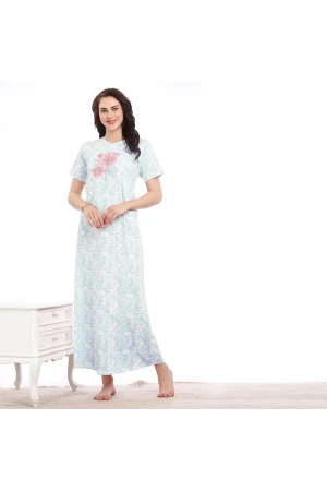 قميص بأكمام قصيرة مزين بطبعات زهور 