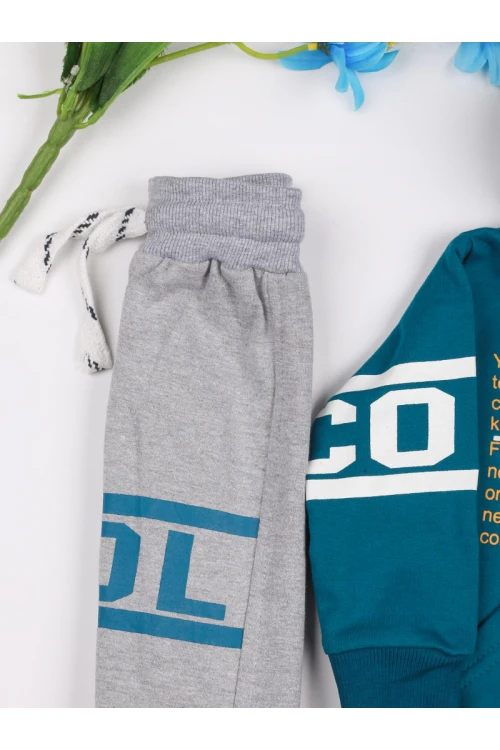 طقم شتوي بلوفر مع قبعة وبنطلون بخصر مطاطي