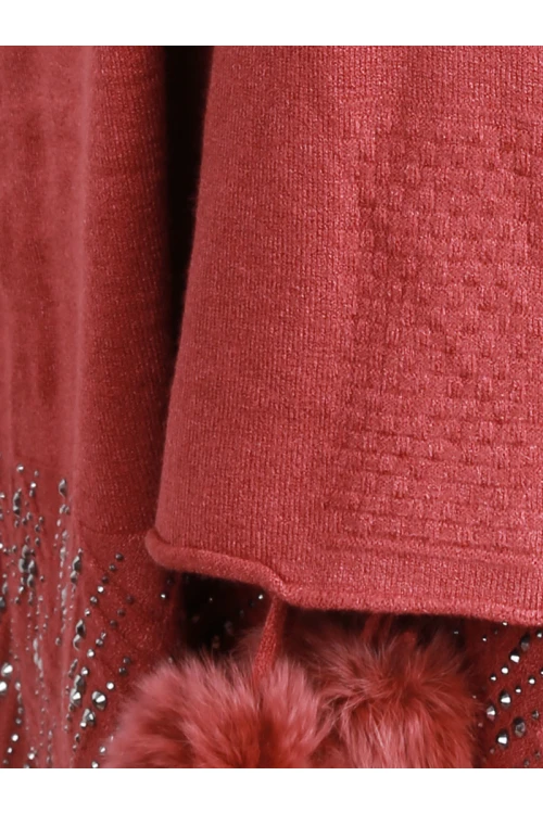 فستان شتوي بتفاصيل لؤلؤ مع شال