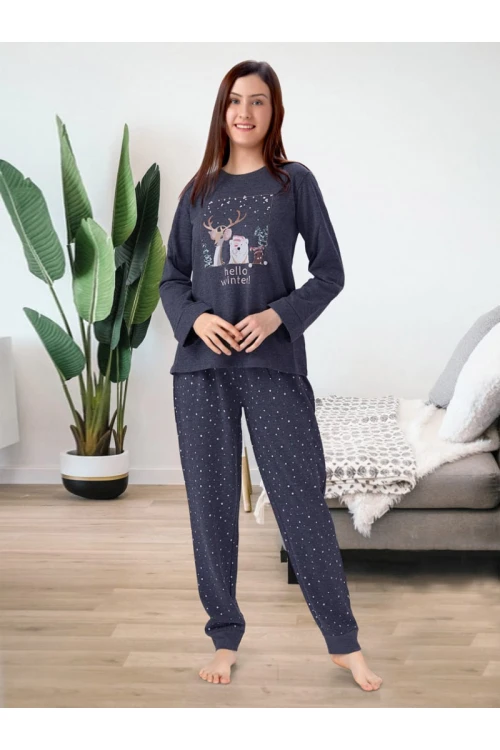 طقم بيجاما بنطلون طويل مع بلوفر بياقة ضيقة