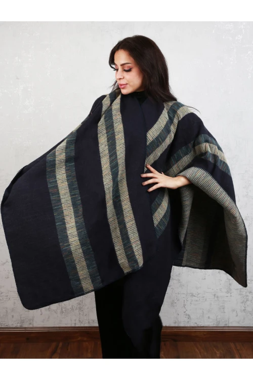 شال شتوي مخطط طويل