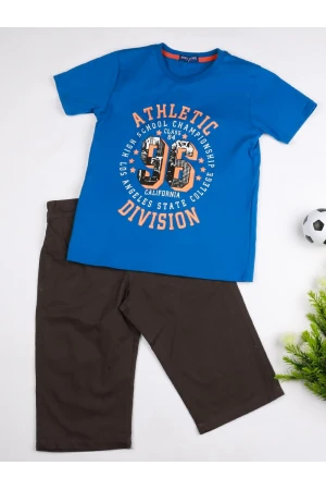 طقم ولادي شورت سادة مع تيشيرت بطبعات