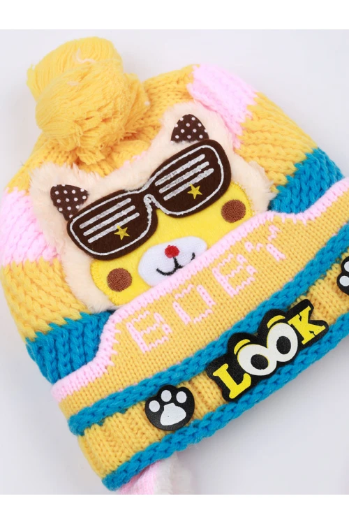 طقم شال مع قبعة شتوية مزينة بكرة فرو