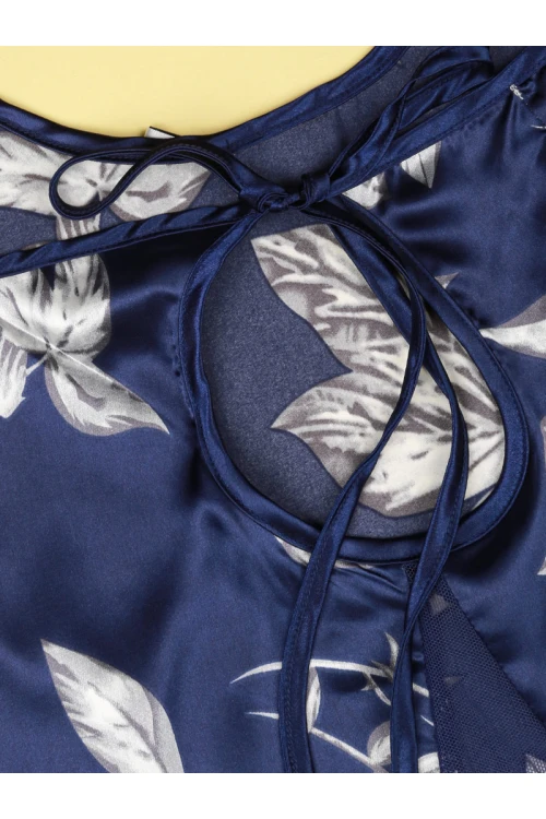 قميص ساتان قصير مزين بطبعات زهور