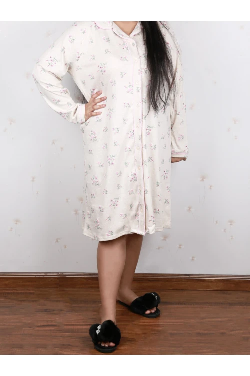 قميص مزين بطبعات زهور و أزرار إغلاق