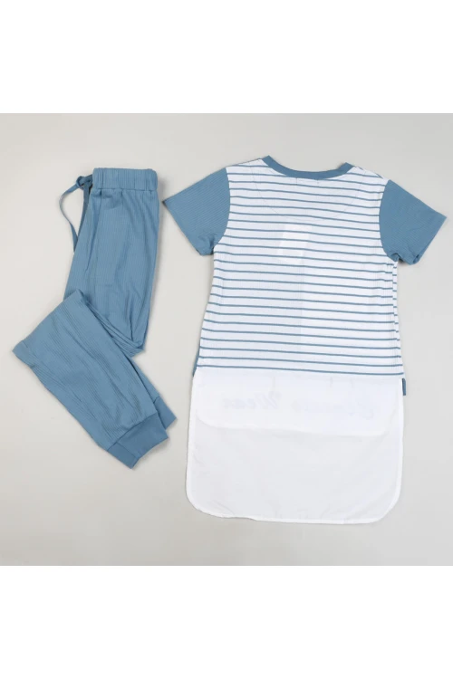 بنطلون رياضي مع تيشيرت مخطط