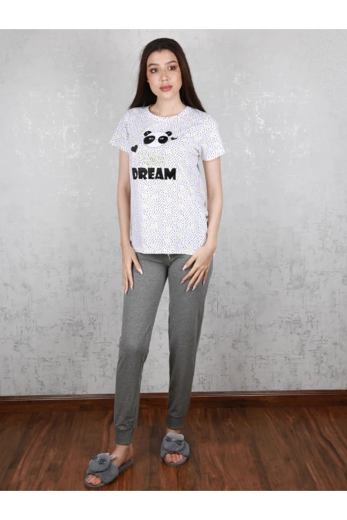 بيجاما بنطلون ساده مع بلوزة منقطة بطبعات كتابة