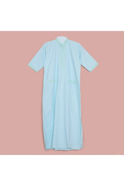 قميص عاملات طويل بأكمام متوسطة الطول