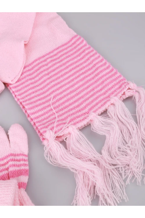 طقم شال مع قبعة و قفازات شتوية